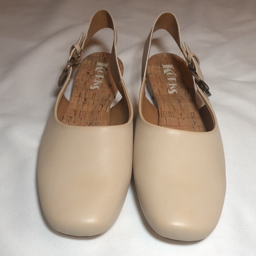 NWT Women's Beige Slingback Comfort Korks Brand Flats Beige / Nude Size 8